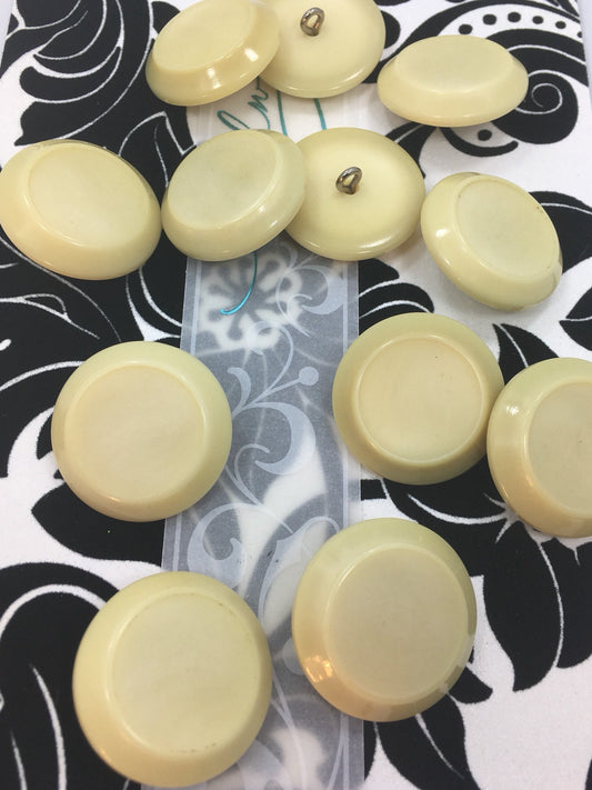 QUALITY 1-1/8" Ivory Cream Shank Buttons ITALIAN Vintage Sewing Button for Clothing / Coat & Jacket Buttons / Designer Shank Buttons 577
