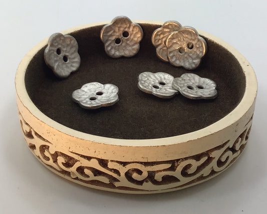 QUALITY 5/8" Silver Flower Metal Buttons ITALIAN Vintage Sewing Button for Clothing / Dress Buttons / Designer Floral Buttons 585