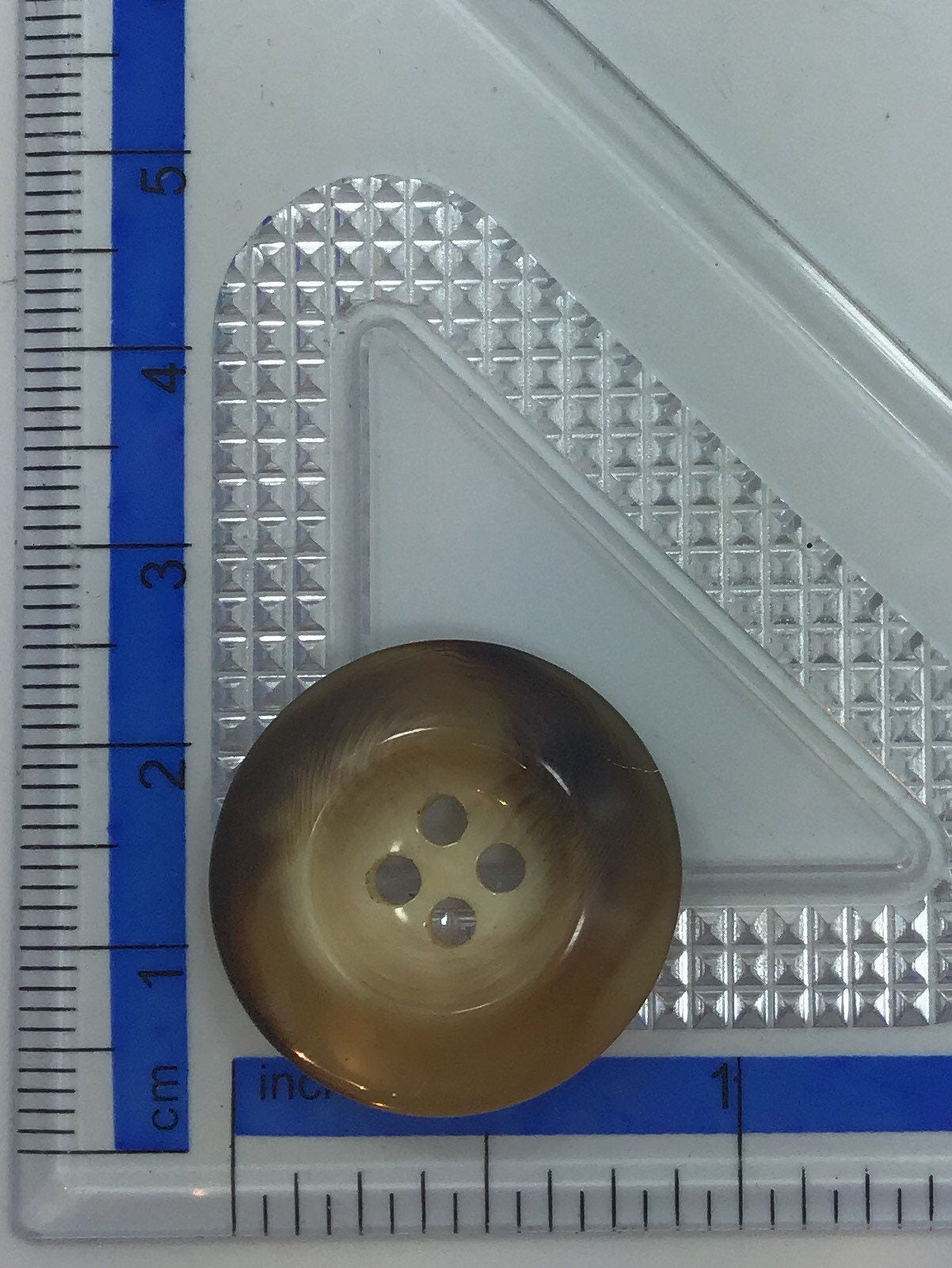 QUALITY 7/8" Caramel Hazel Brown Buttons ITALIAN Vintage Sewing Button for Clothing / Coat & Jacket Buttons / Designer Buttons 598