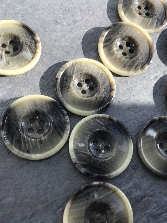 ITALIAN Ivory Grey Buttons 35mm 4 Hole Vintage Sewing Button for Clothing / Coat & Jacket Buttons / Designer Decorative Buttons 691