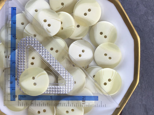 7/8" Off White Ivory 2 Hole Buttons ITALIAN Vintage Sewing Button for Clothing / Dress, Coat & Jacket Buttons / Decorative Buttons 686