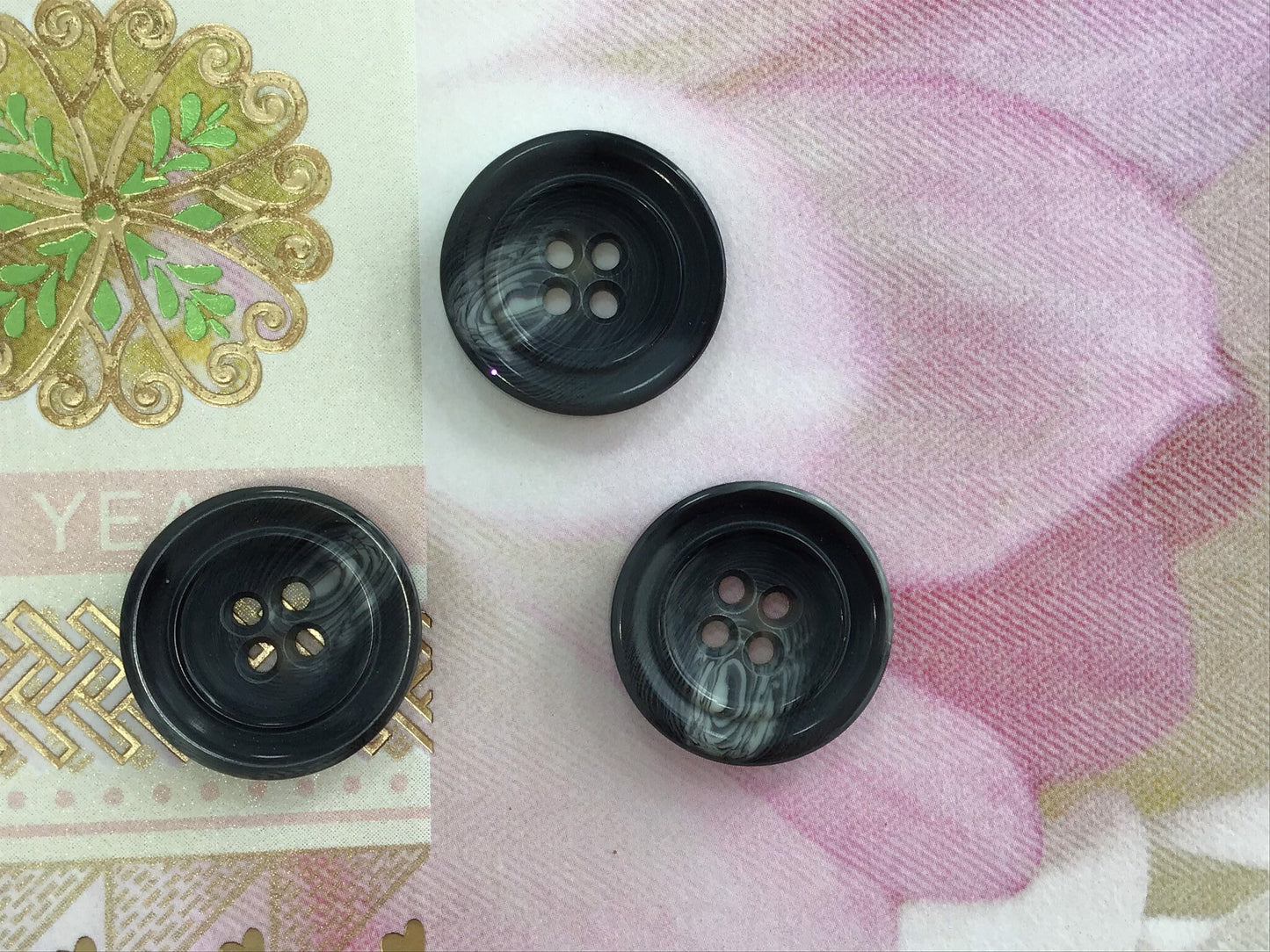 QUALITY 7/8" Multi Grey Buttons ITALIAN Vintage Sewing Button for Clothing / Coat & Jacket Buttons / Designer Buttons 676