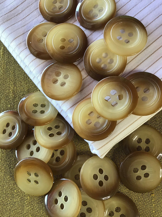 Italian CLEAR TAN 4 HOLE Buttons 1" (25mm) 40L Beige Tan Buttons Vintage/ Jacket Coat Buttons/ Wholesale Decorative Buttons 879