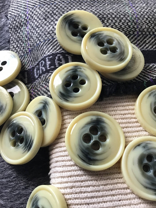 Premium Quality Coat Buttons ITALIAN VINTAGE Beige Grey 4 Hole Buttons 1-1/4" (32mm) 50L Jacket Buttons / Decorative Sewing Buttons 512