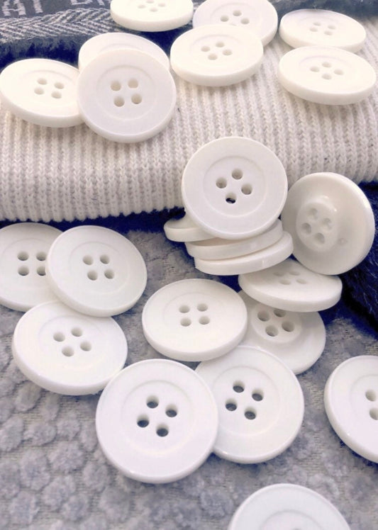 WINTER WHITE 4 Hole Buttons for Clothing Vintage White Craft Buttons / White Decorative Buttons 1078 Made in Italy