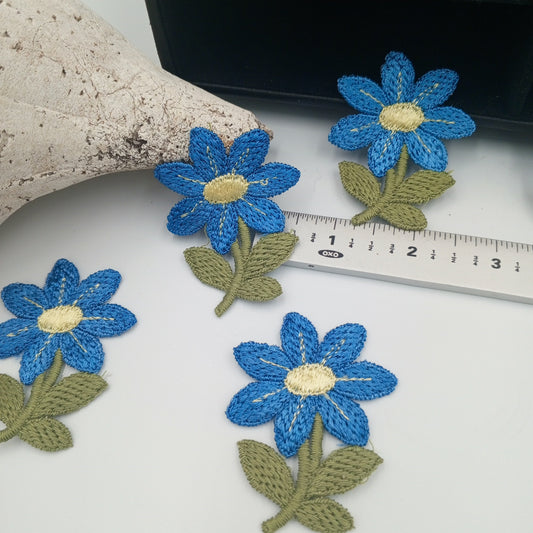 Majestic FLORAL VINTAGE appliques yellow blue flower Patches #166