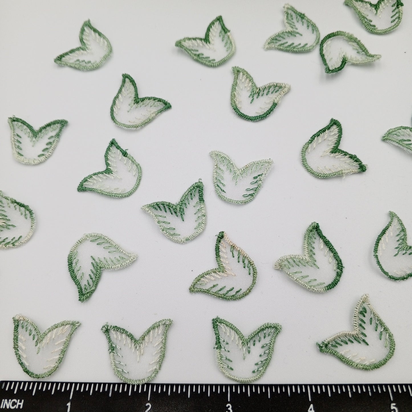 VINTAGE appliques green sheer leave embroidery Patches #336