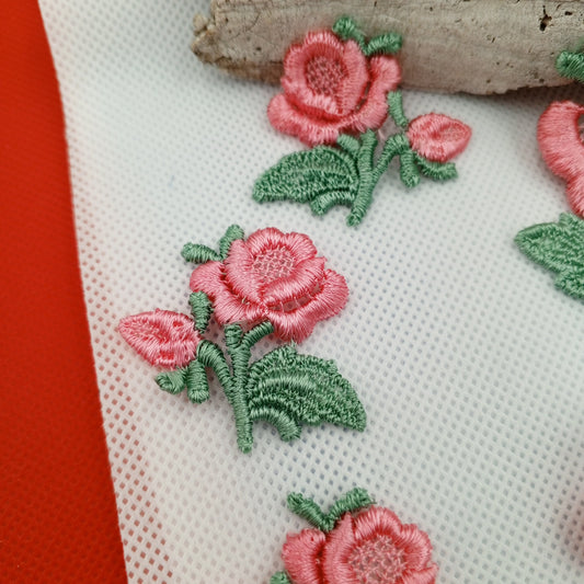 6 pieces FLORAL VINTAGE appliques pink green flower Patches #128