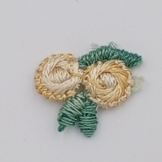 VINTAGE appliques cute green yellow flower embroidery Patches #315