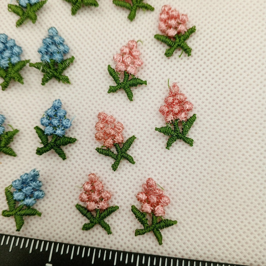 40 pieces FLORAL VINTAGE appliques red pink yellow blue green flower Patches #142