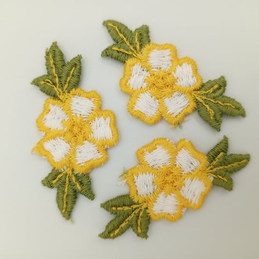 FLORAL VINTAGE appliques yellow white green flower Patches #232