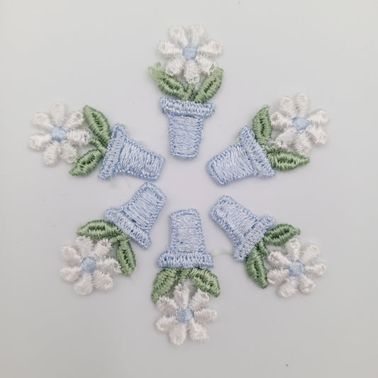 FLORAL VINTAGE appliques light blue white flower Patches #244