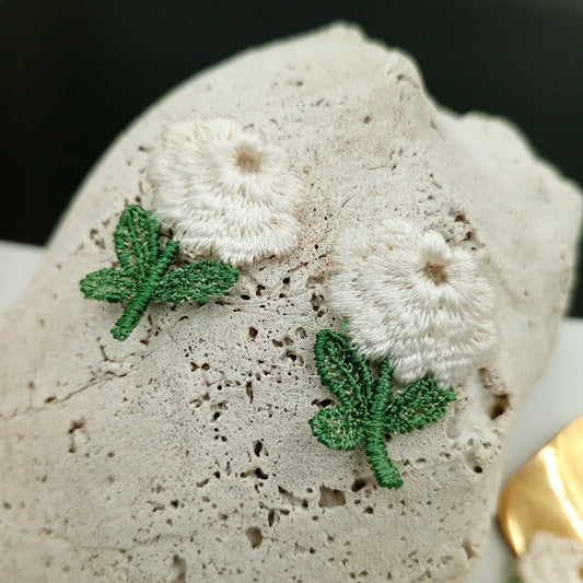 FLORAL VINTAGE appliques white flower Patches #248