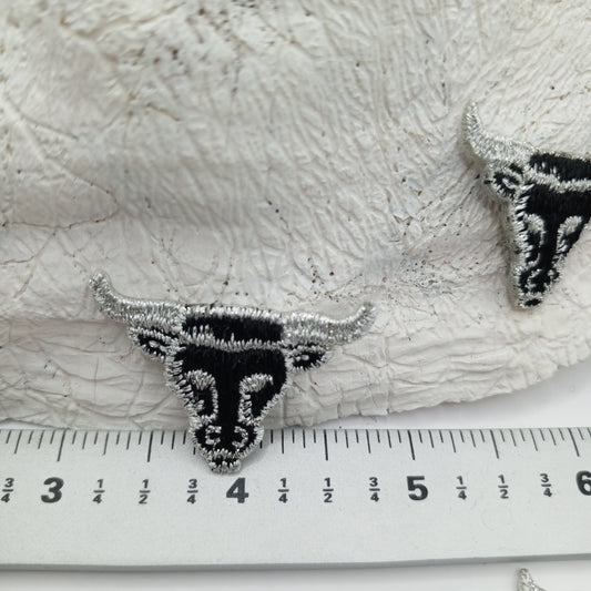 Bull head appliques Silver Metallic black bull Iron on Patches #434