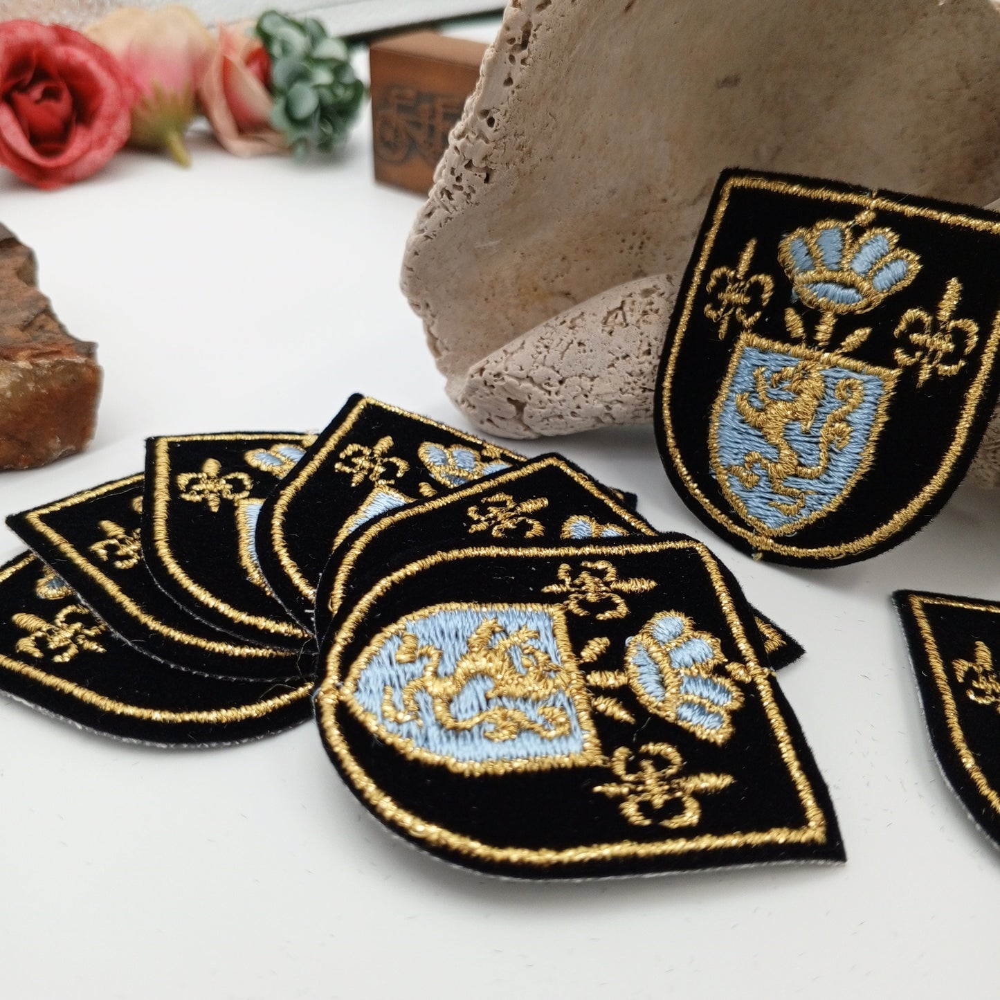 VINTAGE Badge Patches black Metallic gold Crown Lion light blue Embroidery Appliques #702