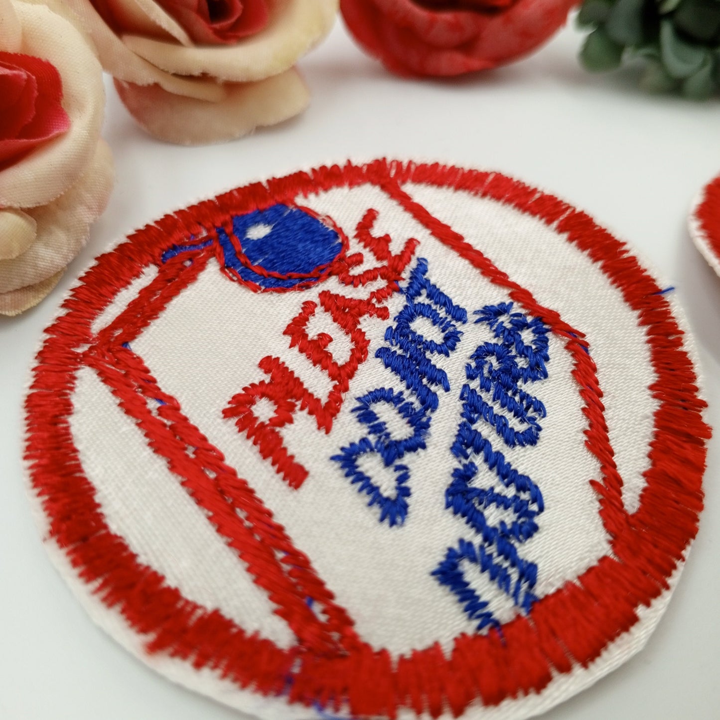 PLEASE Do NOT DISTURB Badge Iron on Patches red blue white Embroidered Vintage Applique Patch #743
