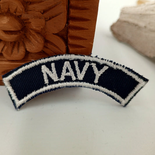 VINTAGE Badge Patches white navy, Embroidered Appliques #757