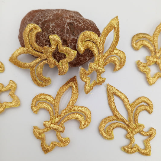 VINTAGE Badge Patches metallic gold Embroidered Appliques #773