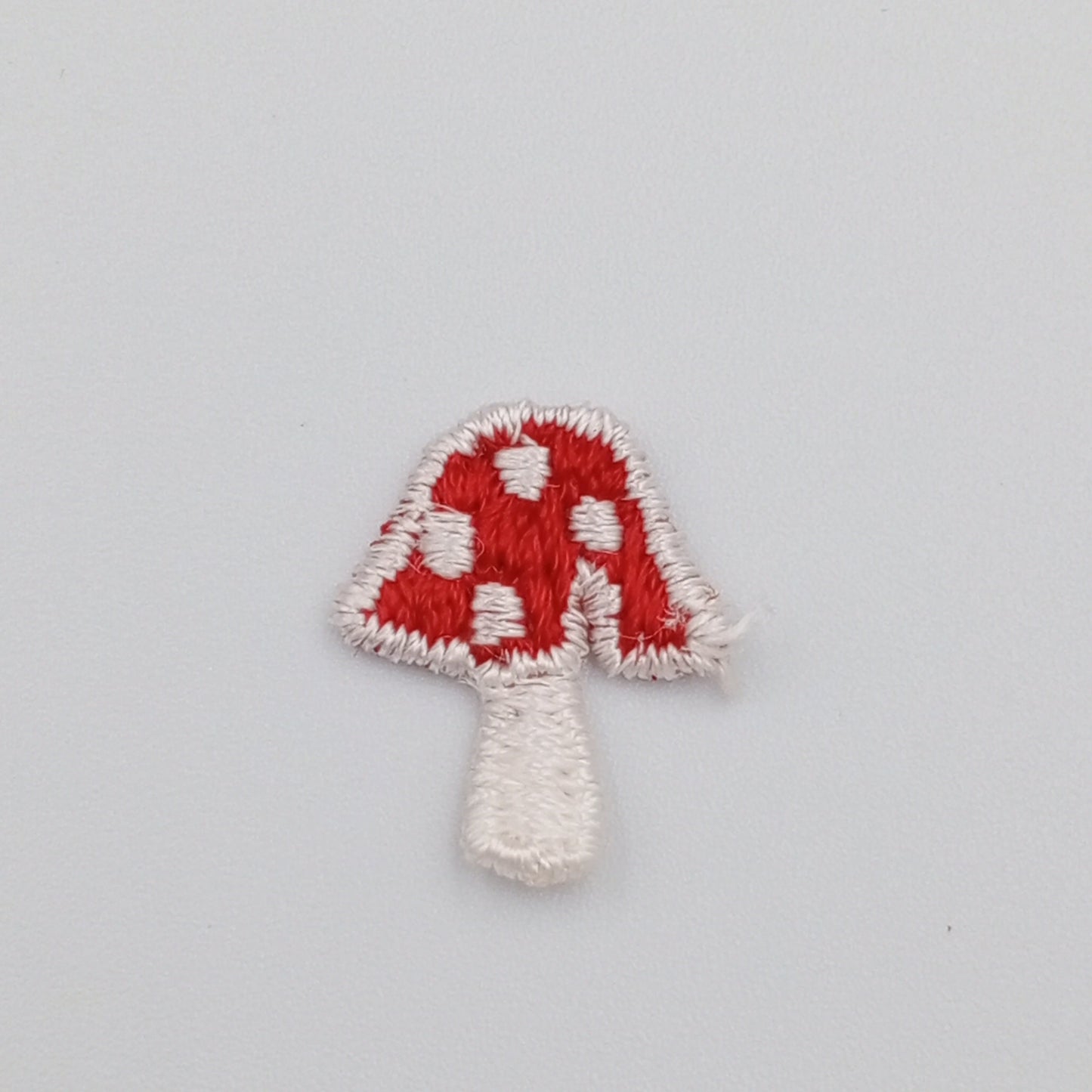 Small VINTAGE Little Mushrooms appliques sewing cute tiny red mushroom Patches #364
