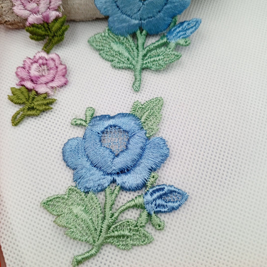 6 pieces FLORAL VINTAGE appliques blue white lavender flower Patches #129