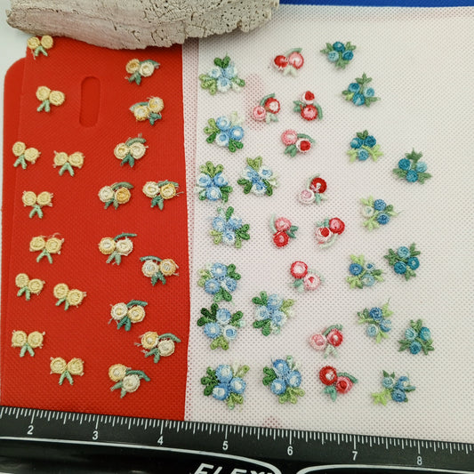 50 pieces FLORAL VINTAGE appliques blue green yellow pink red flower Patches #148