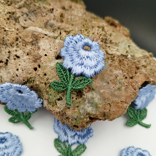 FLORAL VINTAGE appliques blue flower Patches #247