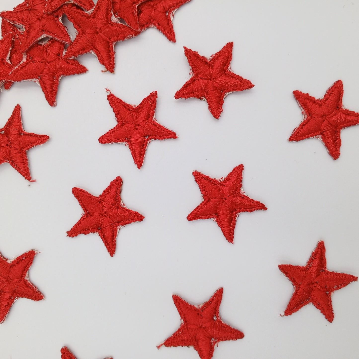 Red Stars appliques VINTAGE Iron on Patches for Sewing, Clothing and Crafting #616