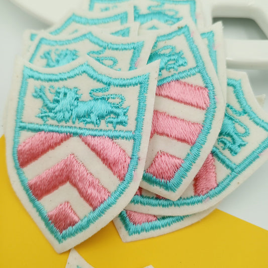 VINTAGE Badge Patches pink aqua lion, white Embroidered Appliques #705