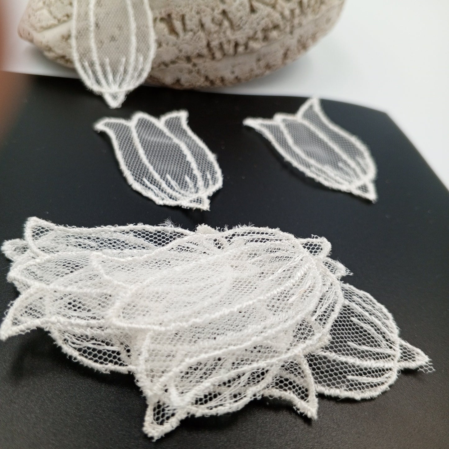 FLORAL VINTAGE appliques white flower net Patches #287