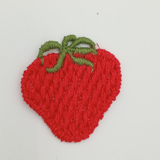 Berrylicious Strawberry VINTAGE applique Sewing Patches Garden Strawberries Embroidered Patch Sew on Motif for DIY Decorative Project #360