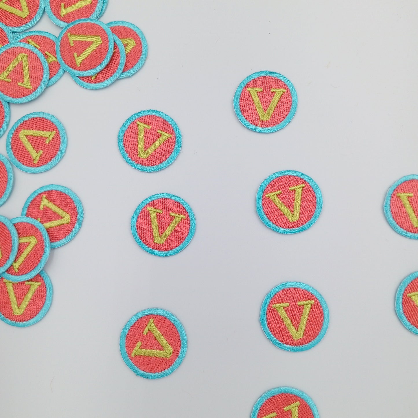 VINTAGE Letter Words Patches blue red V patch Embroidered Appliques #819