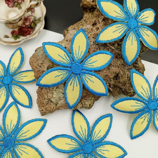 FLORAL VINTAGE appliques Blue Yellow flower Patches #261