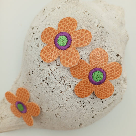 FLORAL VINTAGE applique purple green orange Flower Patches #268