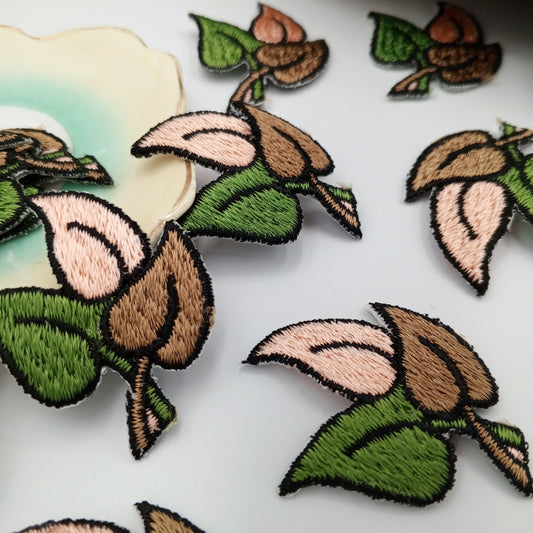 Fall Leaf Patch Iron-on Appliques Autumn Theme Brown Peach Pink Green Leaves Patches Embroidery Vintage Decorating Applique #330