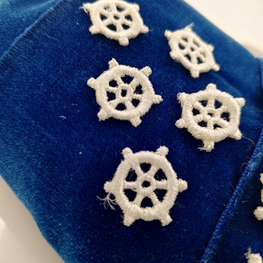 White Nautical Ship Wheel Applique Embroidered Vintage Captain's wheel Patches for DIY Sewing Embellishments, Clothing Bags & Decorating