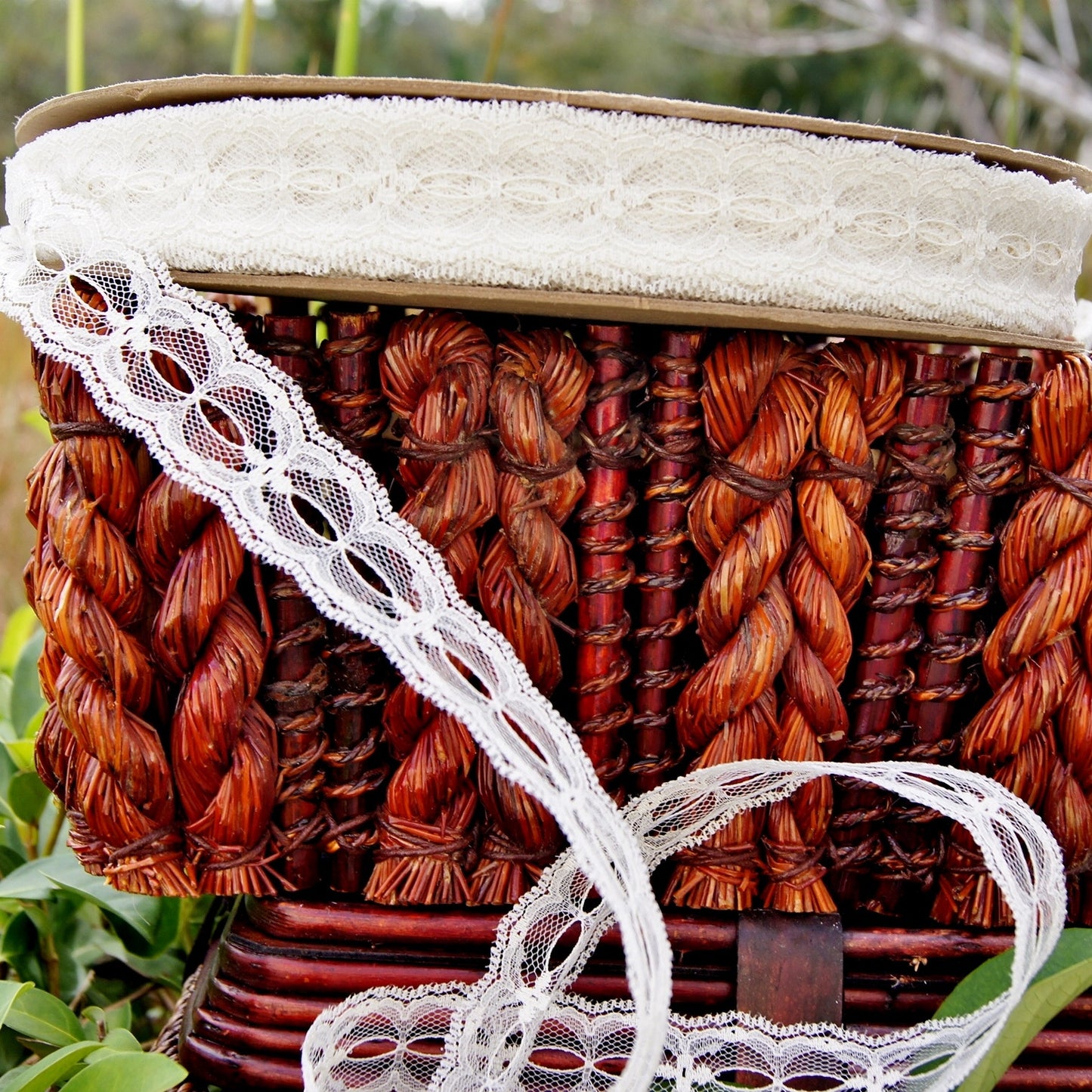 1¼" wide Off White Beading Galloon Lace Trim