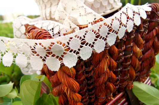 Special Circle Design Off White Lace Trim Edging 1¼" wide