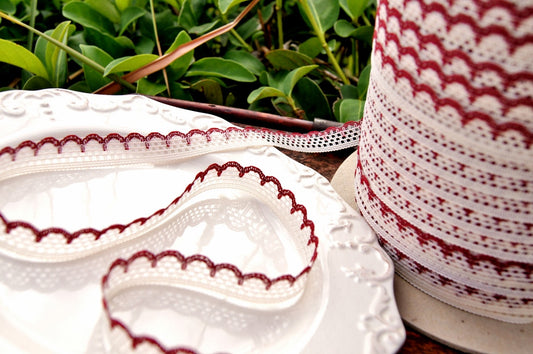 Burgundy Cream Scalloped Lace