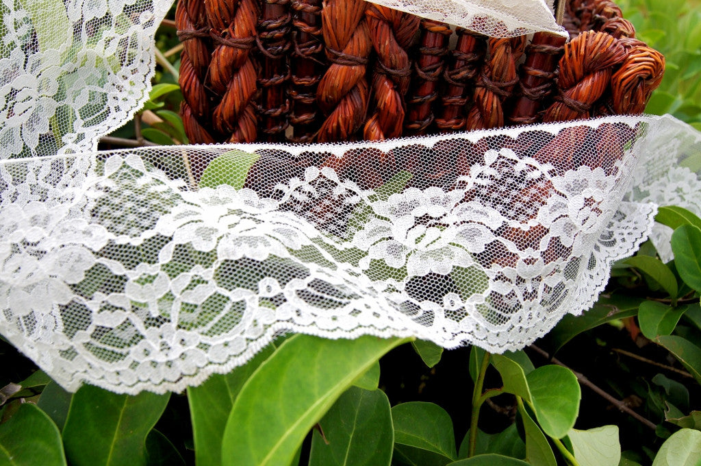 Off White Scalloped Floral Lace