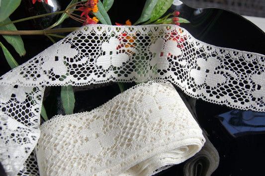 Shamrock Ivory Lace Trim