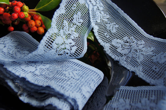 Mauve Blue Roses Scalloped Lace Trim