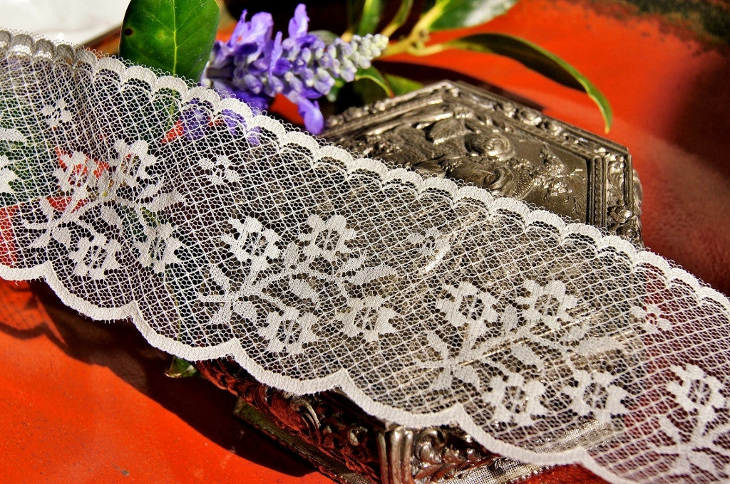 Soft Ivory Floral Lace Trim 2¼" wide