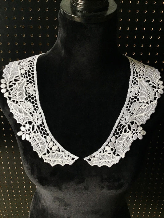 White Venise Lace Collar Pair #5013