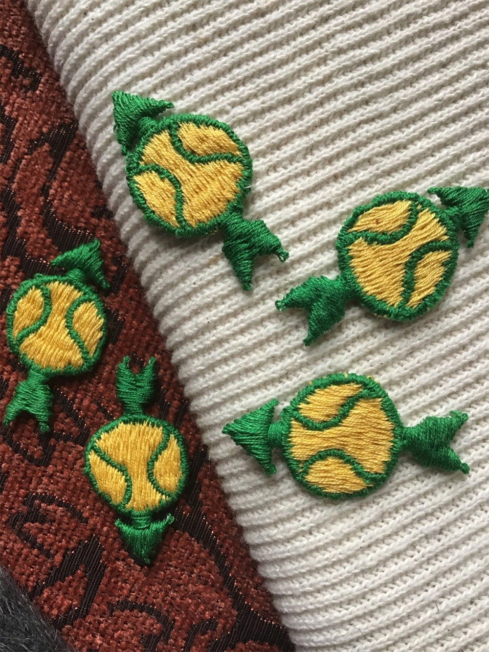 Decorative Yellow Green Baseball Arrow Embroidered Vintage Sewing Patch #5082