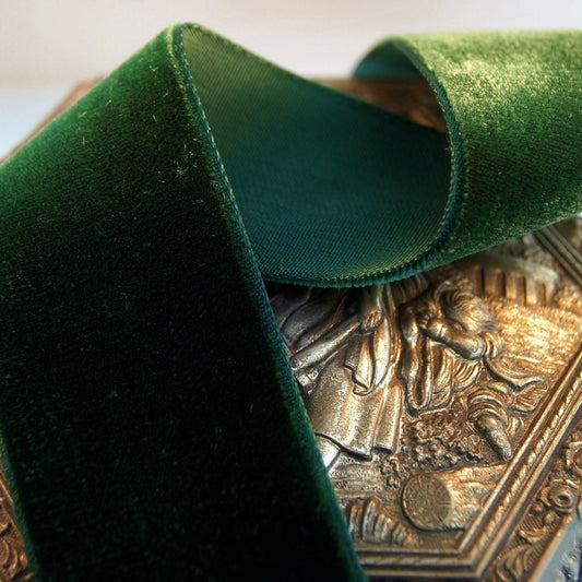 1-3/8" French Velvet Ribbon Hunter Green Velvet Ribbon