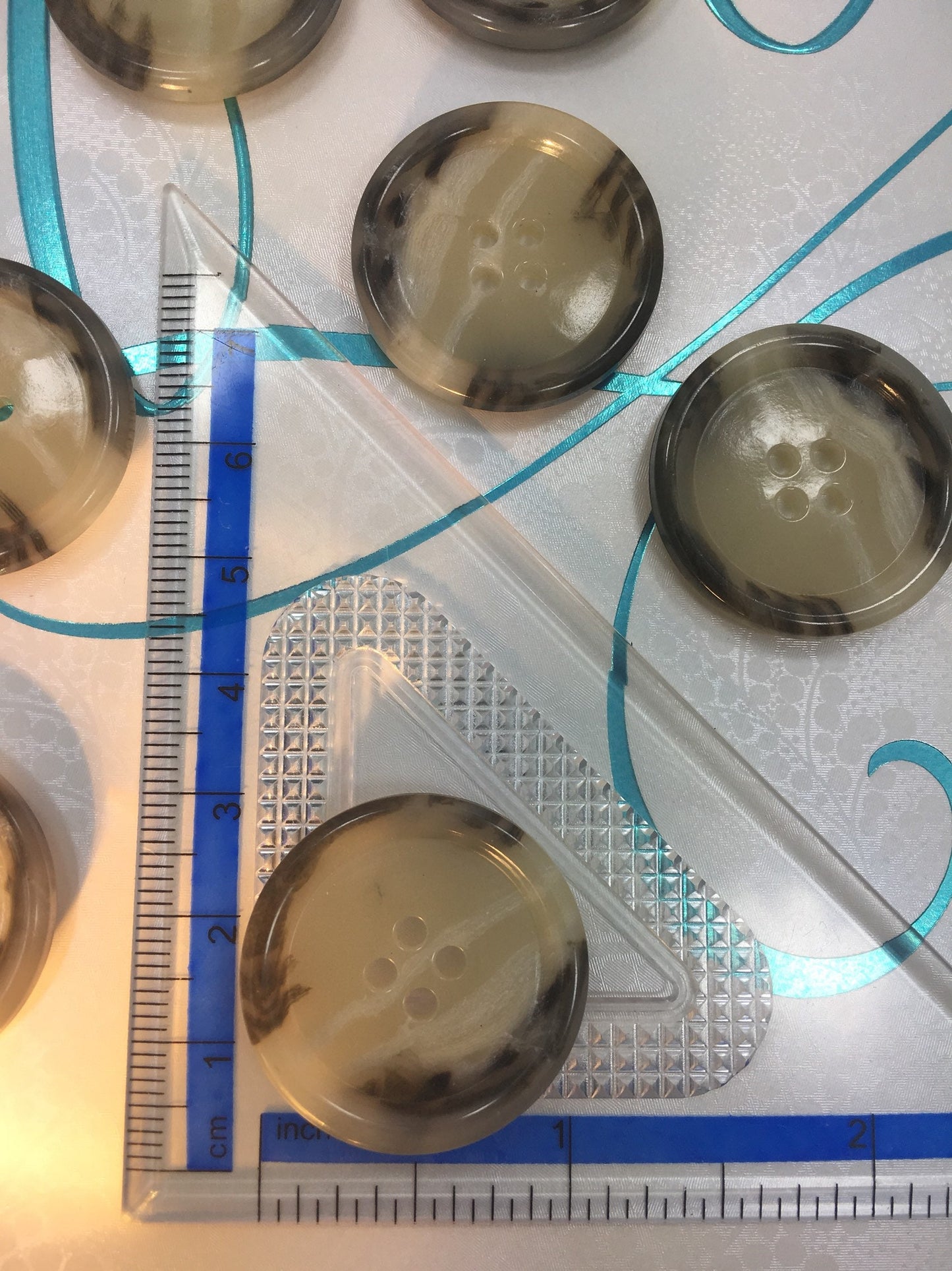 QUALITY 1-1/8" Marble-like Tan Brown Buttons ITALIAN Vintage Sewing Button for Clothing / Coat & Jacket Buttons / Designer Button 552