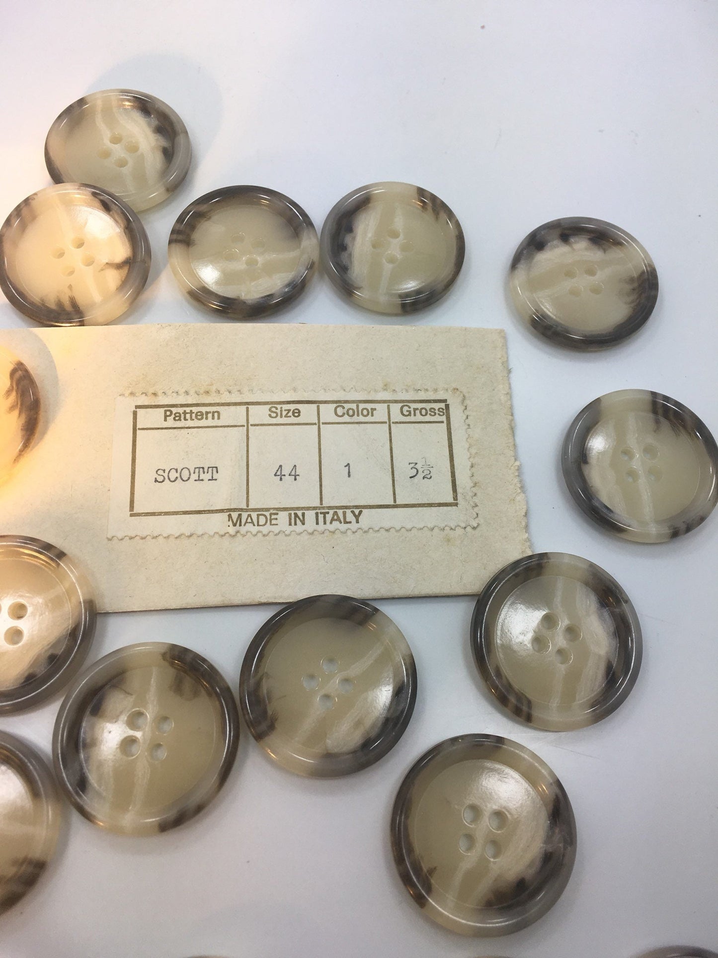 QUALITY 1-1/8" Marble-like Tan Brown Buttons ITALIAN Vintage Sewing Button for Clothing / Coat & Jacket Buttons / Designer Button 552