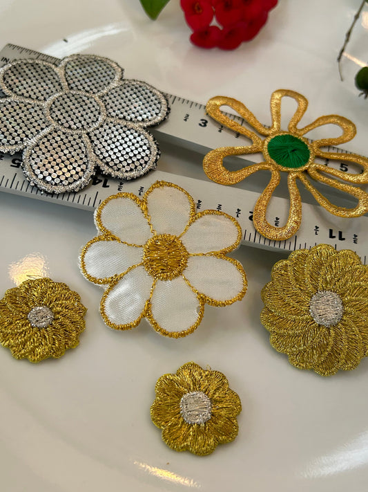 6 pieces FLORAL VINTAGE appliqués gold outline hollow silver green yellow white glittery flower iron on Patches #17