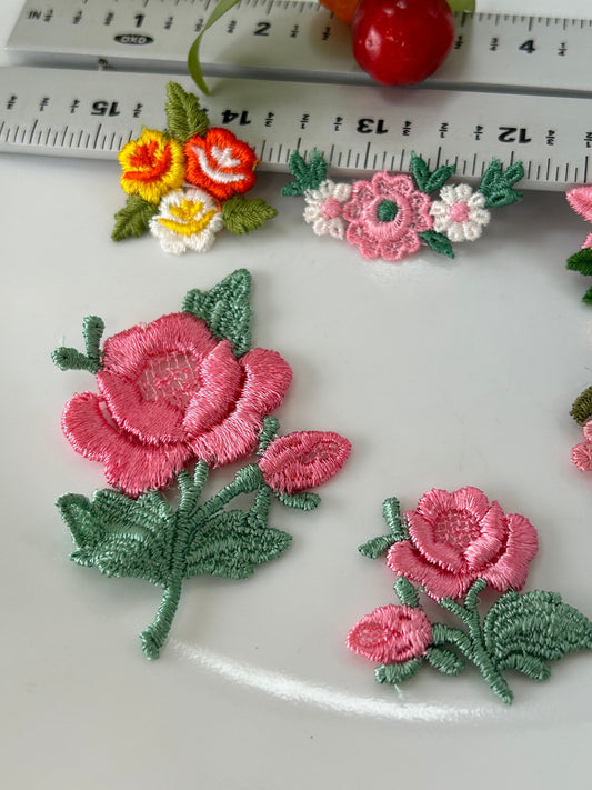 Adorable rose pink flowers appliqués 6 pieces set. lot#25