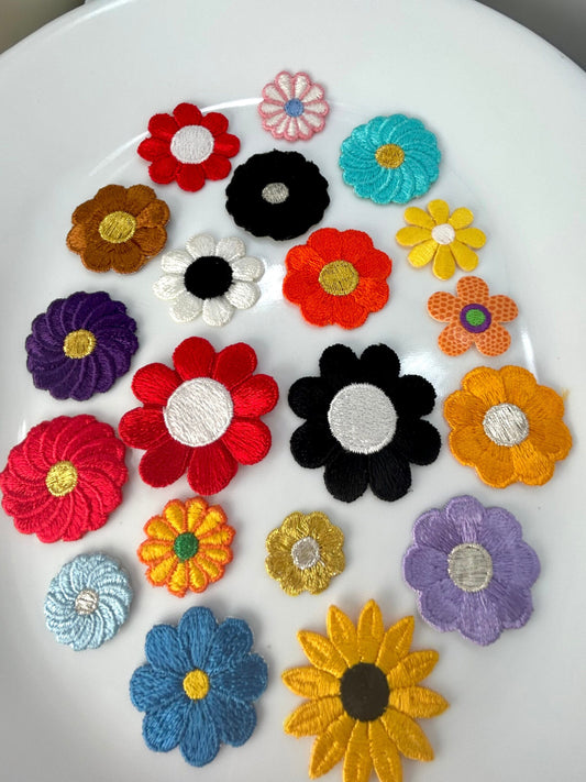 Adhesive patches iron on appliqués vintage wholesale embroidered appliqué flowers daisy floral sets #49